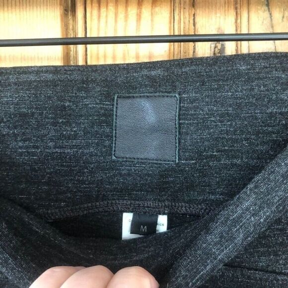 GETTINGBACKTOSQUAREONE Womens SIze Medium Gray Leggings Athletic Pants - Picture 4 of 9